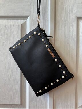 Simon Chang Black Pearl & Gold-Stud Wristlet Clutch